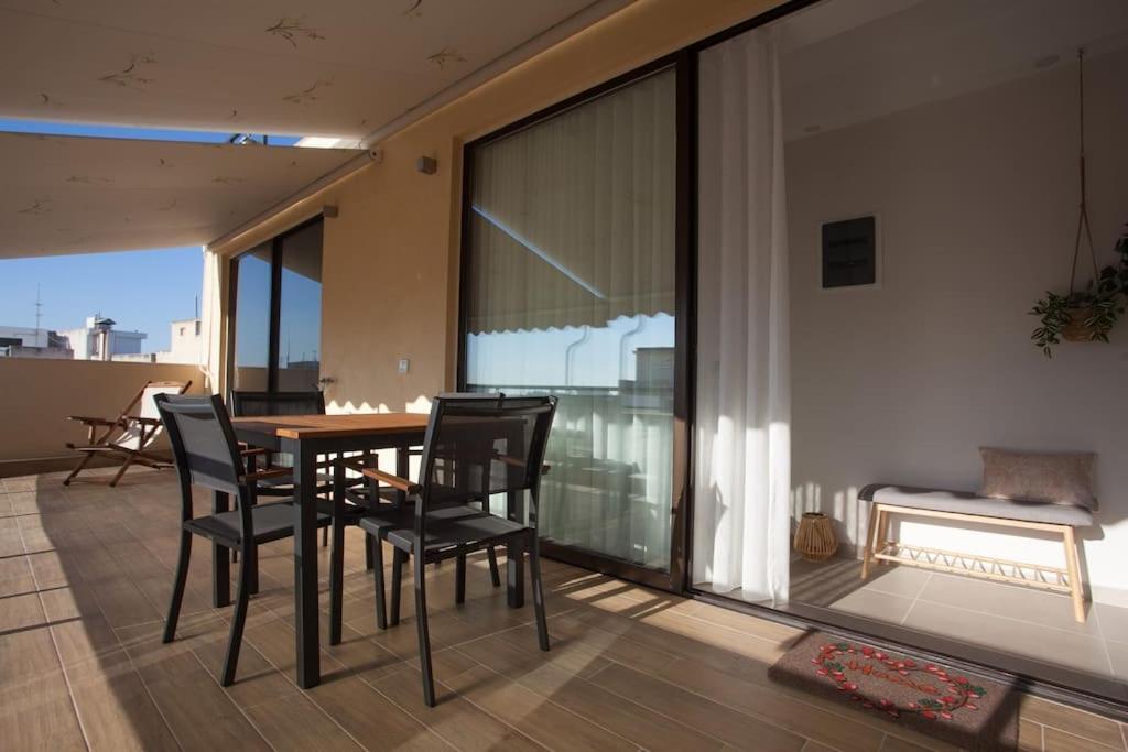 Διαμέρισμα Cozzzy. Exclusive Apartment. Θεσσαλονίκη
